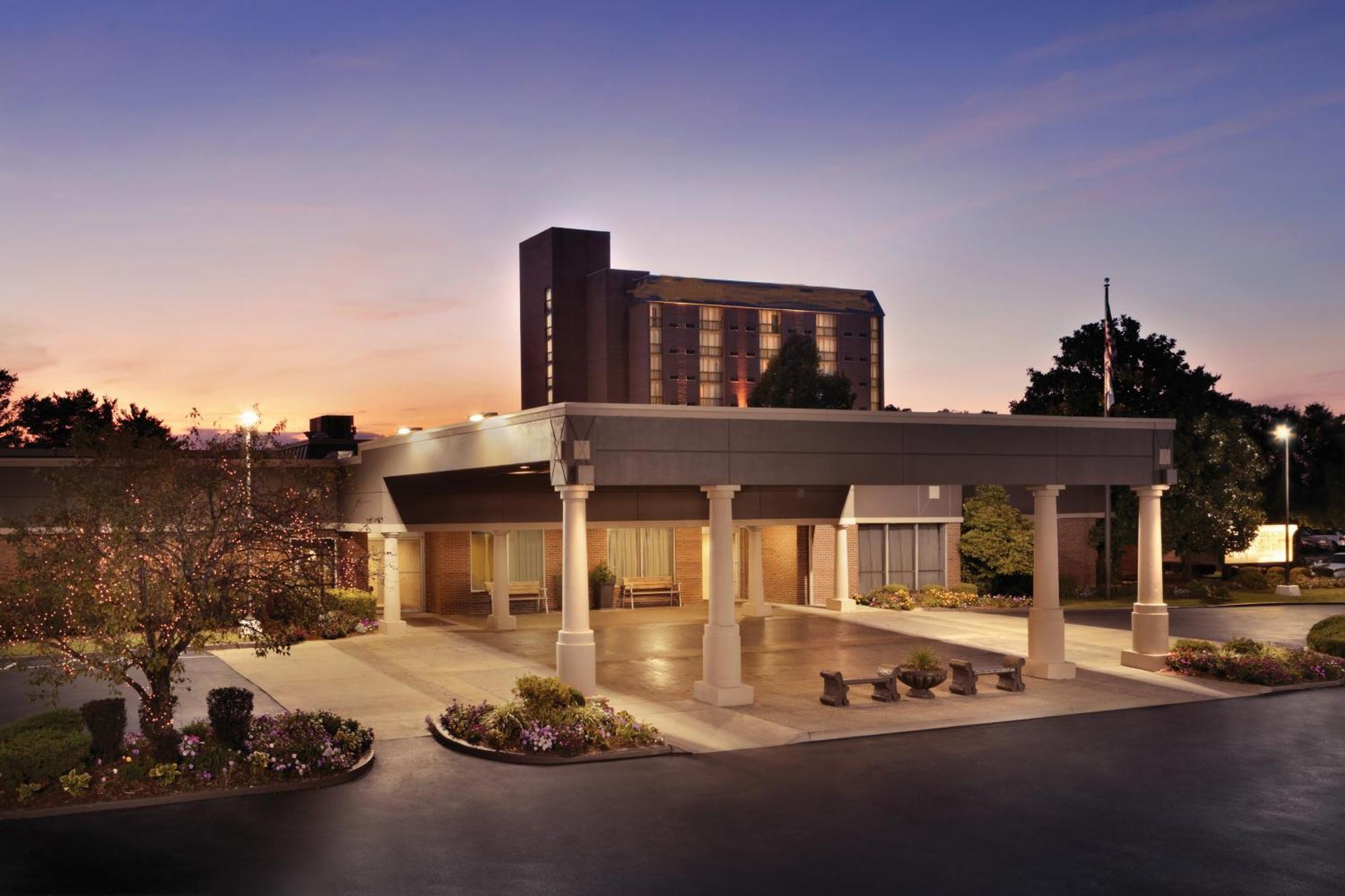 Radisson Hotel Louisville North 제퍼슨빌 외부 사진