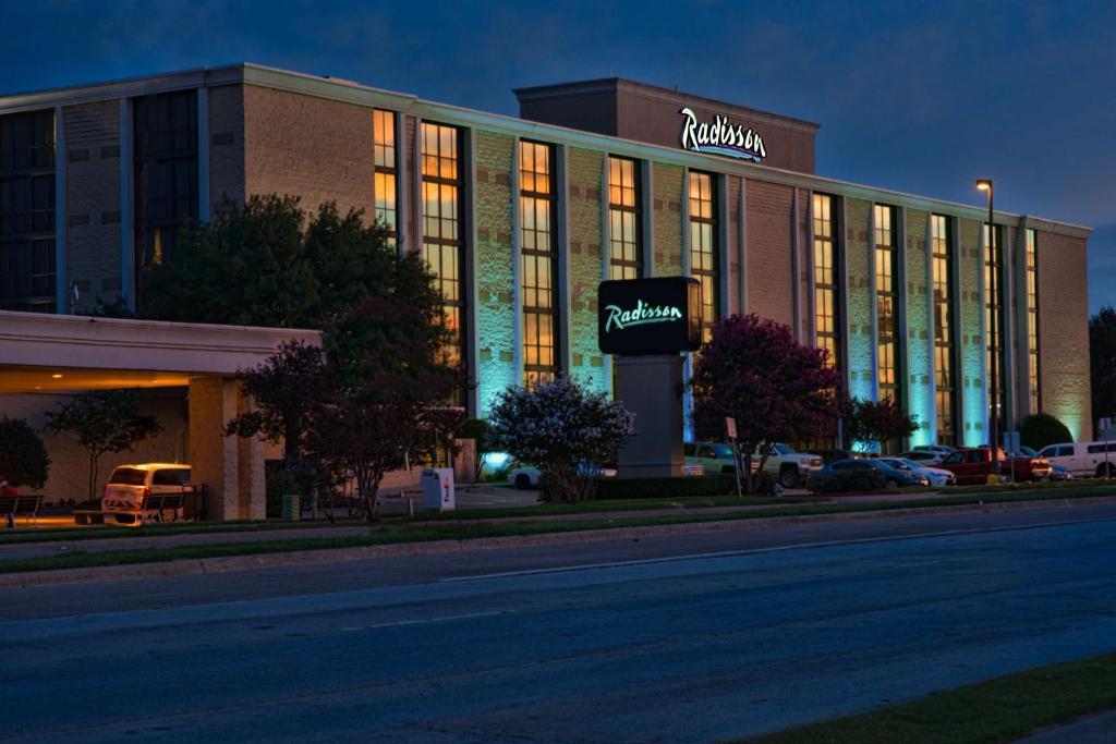 Radisson Hotel Louisville North 제퍼슨빌 외부 사진